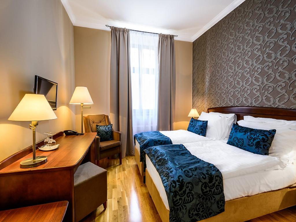 Hotel Alexander à Stříbro Chambre photo