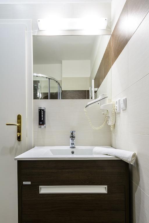 Hotel Alexander à Stříbro Chambre photo