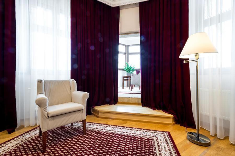 Hotel Alexander à Stříbro Extérieur photo