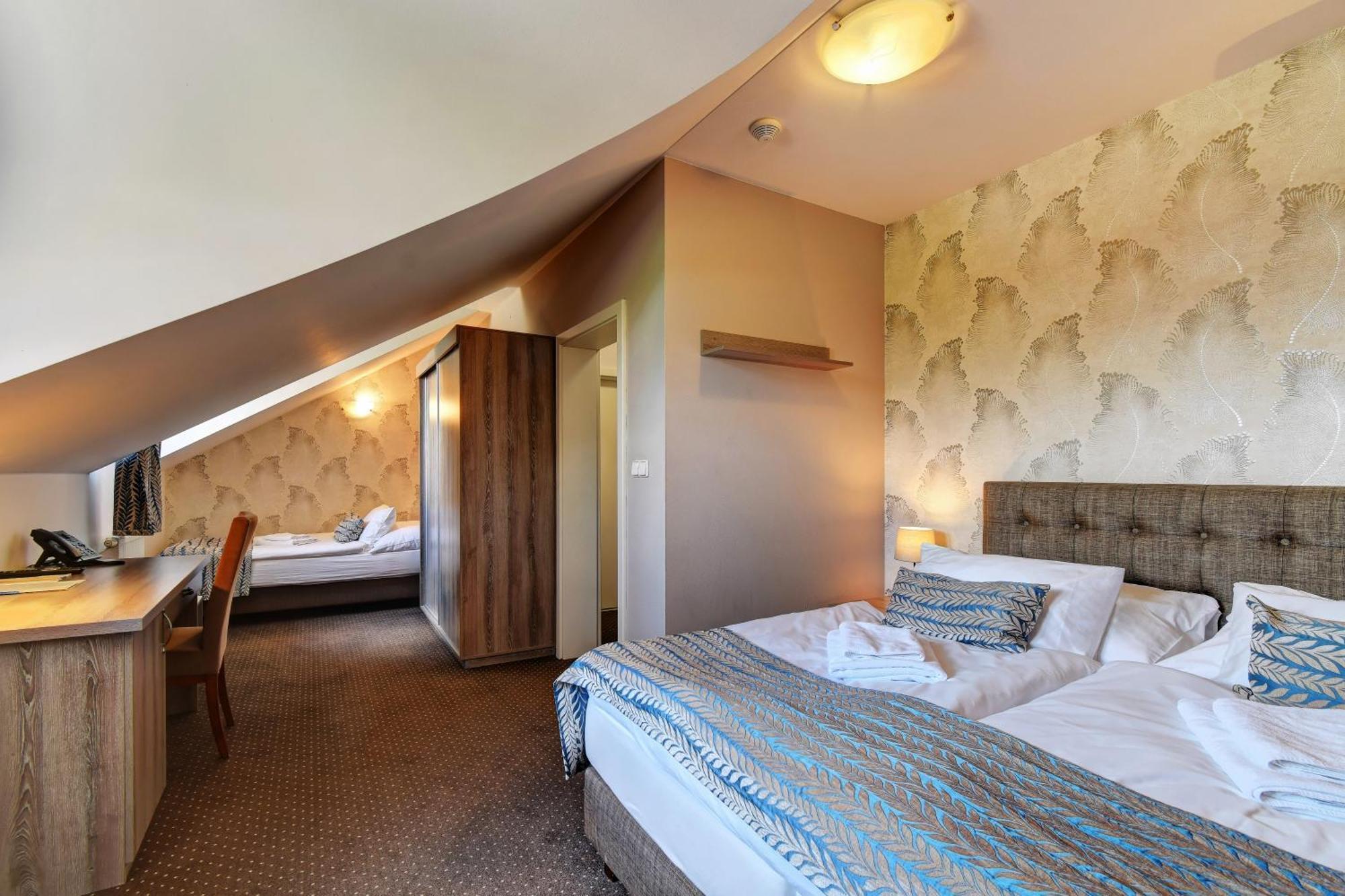 Hotel Alexander à Stříbro Extérieur photo