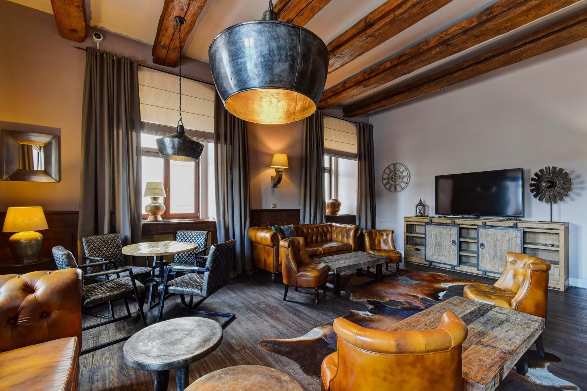Hotel Alexander à Stříbro Extérieur photo