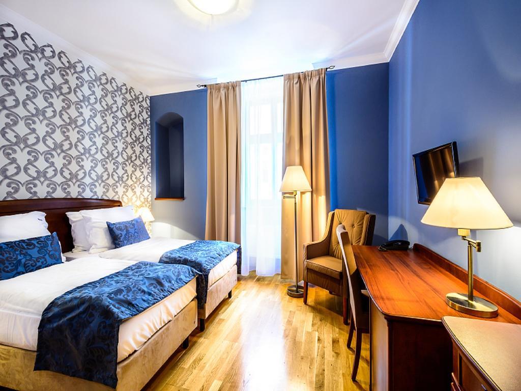 Hotel Alexander à Stříbro Extérieur photo