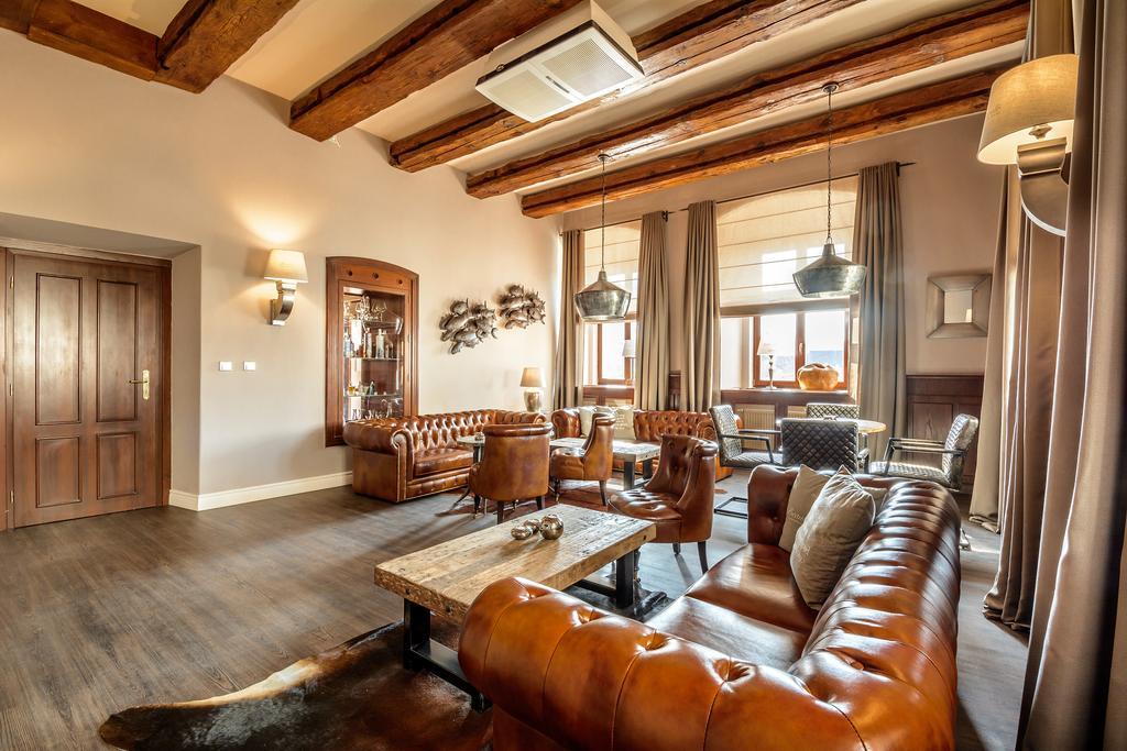 Hotel Alexander à Stříbro Extérieur photo